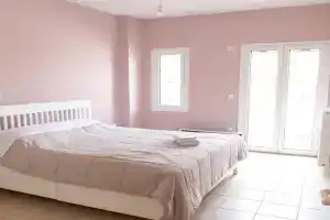 Airport city center Apartments, Spata