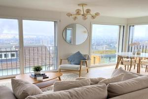 Top apartment with stunning views- 15 min HB- Self Check-in, Zurich