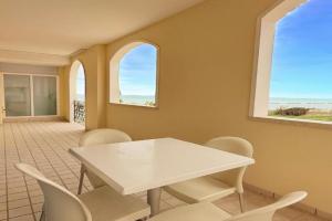 P057 -, nuovo quadrilocale con terrazzo vista mare Apartments, Porto Recanati