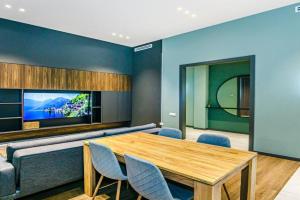 Knightsbridge Apartment by Housing, Baku