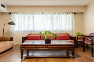 Convenient Urban Retreat Guest house, Richmond