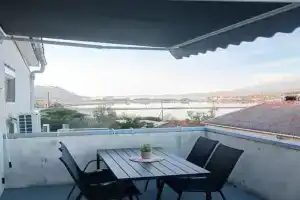 Aparmani Đani 2 Apartments, Pag