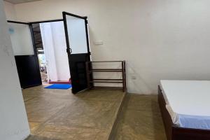 White House by Araliya, Unawatuna