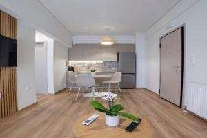 G&J Minimal House, Trikala