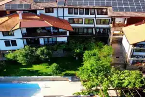 Mountain View ECOVILLA, Devin