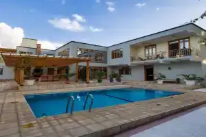 Asante Karibu House, Arusha