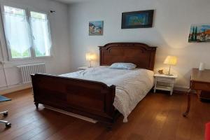Quiet room in city center with mountain view, Montreux