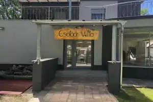 Családi Villa, Balatonszemes