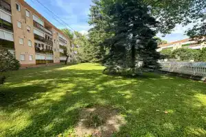 Évy Apartman, Harkany