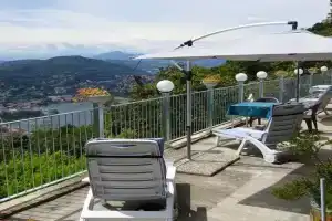 Brunate98 Guest house, Como