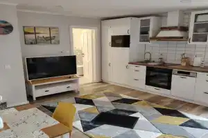 Pupi Apartmanház, Balatonlelle
