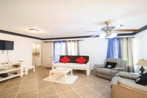 Garden Condos 7 - Central Apartment in Strip, Sosua