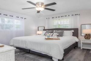 Annie's Escape - 5 mins to Downtown - HotTub Guest house, Sarasota
