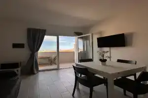 Jo House, Castelsardo