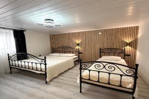 Entire 4-BR Historic Greek Home in Cunda Island Mini-hotel, Ayvalik