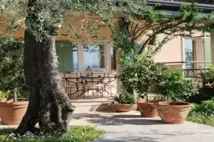Gli Oleandri Guest house, Torri del Benaco