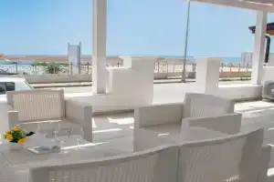 Modern House Vista Mare, Castella