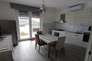 Attico Panoramico-Appartamento Apartments, Albenga