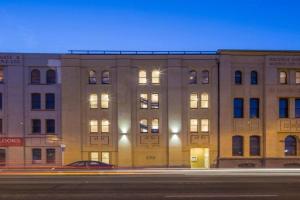 Cumberland Street deluxe apartment No3, Dunedin