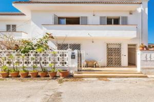Idalia Holiday Homes - Costa, Torre Lapillo