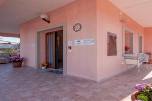 Domo Davide Guest house, San Teodoro