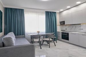 36 Apartment in Arcadia, Odessa