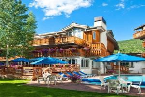 Modern 2 Bedroom Condo At The Base Of Mountain Next To Gondola One, Vail
