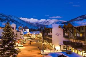 Convenient 2 Bedroom Condo In Near Golden Peak Lift - Walk To Shops, Skiing & More, Vail