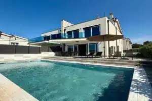 Beautiful villa in Poreč!, Porec