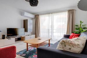 Charming Central Apartment, Your Perfect Getaway, Gzira