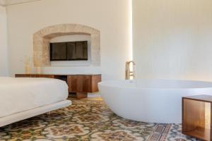 Garibaldi Luxury Suites, Noci