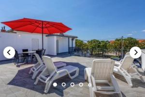 Apartman Nevia, Povile