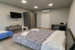 Cuneo Bedrooms, Cuneo