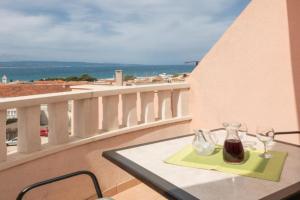 Studio Apartman Erstic 6 - by Villas Guide, Baska Voda