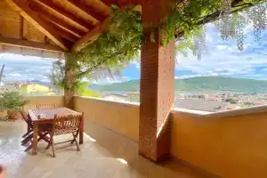 IseoLakeRental - Casa Glicine, Sarnico