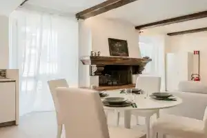 GuestHost - Mare Monti Apartments 1-5-6-8, Sarzana