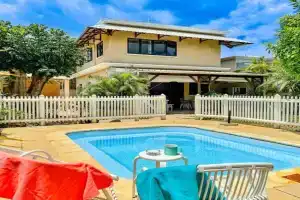 Family Villa in with Pool & Near Beach, Tamarin