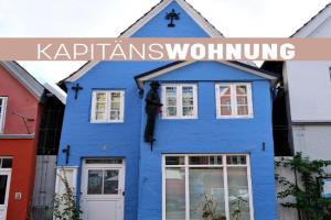 Kapitänswohnung- Charmant wohnen in der Altstadt zentral & gemütlich mit Parkplatz! Apartments, Flensburg
