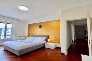 Kibilù - Family Space in Central Bright & Large Apartments, Varese