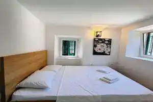 2 Charming Apartment in Old Town, Kotor