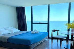 La Maison Starcity 1 mins walk to beach Apartments, Nha Trang
