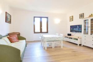 Gorgeous Apartment In, Gavorrano