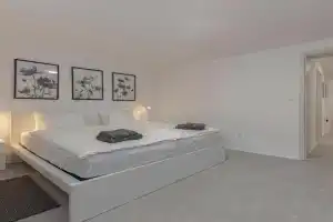 Serenity Apartment - New, Stylish, Near Lake, Bled