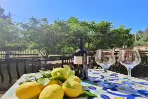 Lemon Tree Home Apartments, Acireale