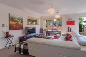 Riverside Apartment, Nelson