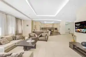 Spacious and central apartment on Aram Street 4-3, Yerevan