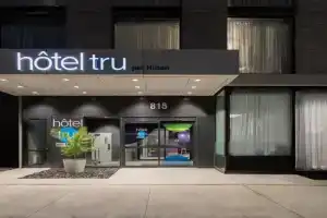 Tru By Hilton Montréal centre-ville Hotel, Montreal