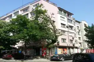 Studio Zora, Bourgas