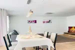 Ferienwohnung 2 Apartments, Esslingen