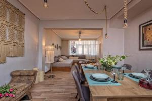 THE RUSTICK HOUSE - near the elf mill, Trikala